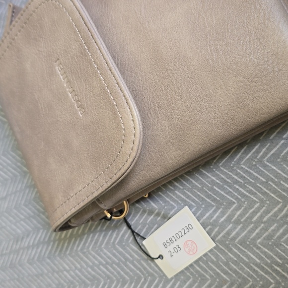 Leather Crossbody Purse - Picture 8 of 12